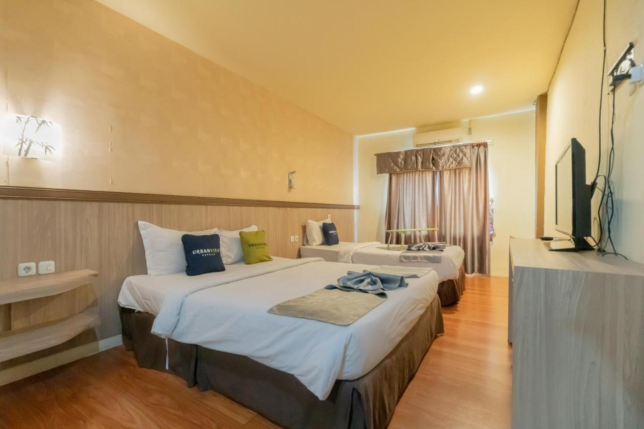 Urbanview Hotel Best Skip Palembang Eksteriør bilde