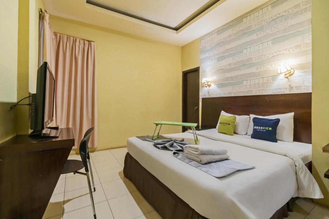 Urbanview Hotel Best Skip Palembang Eksteriør bilde