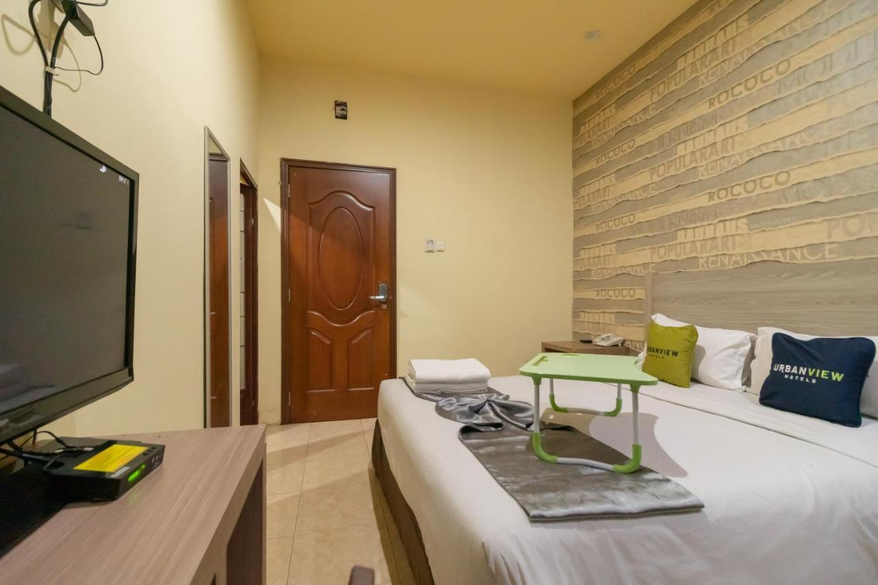 Urbanview Hotel Best Skip Palembang Eksteriør bilde