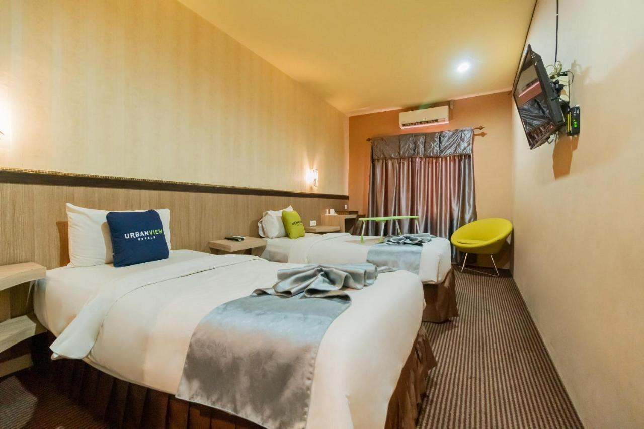 Urbanview Hotel Best Skip Palembang Eksteriør bilde