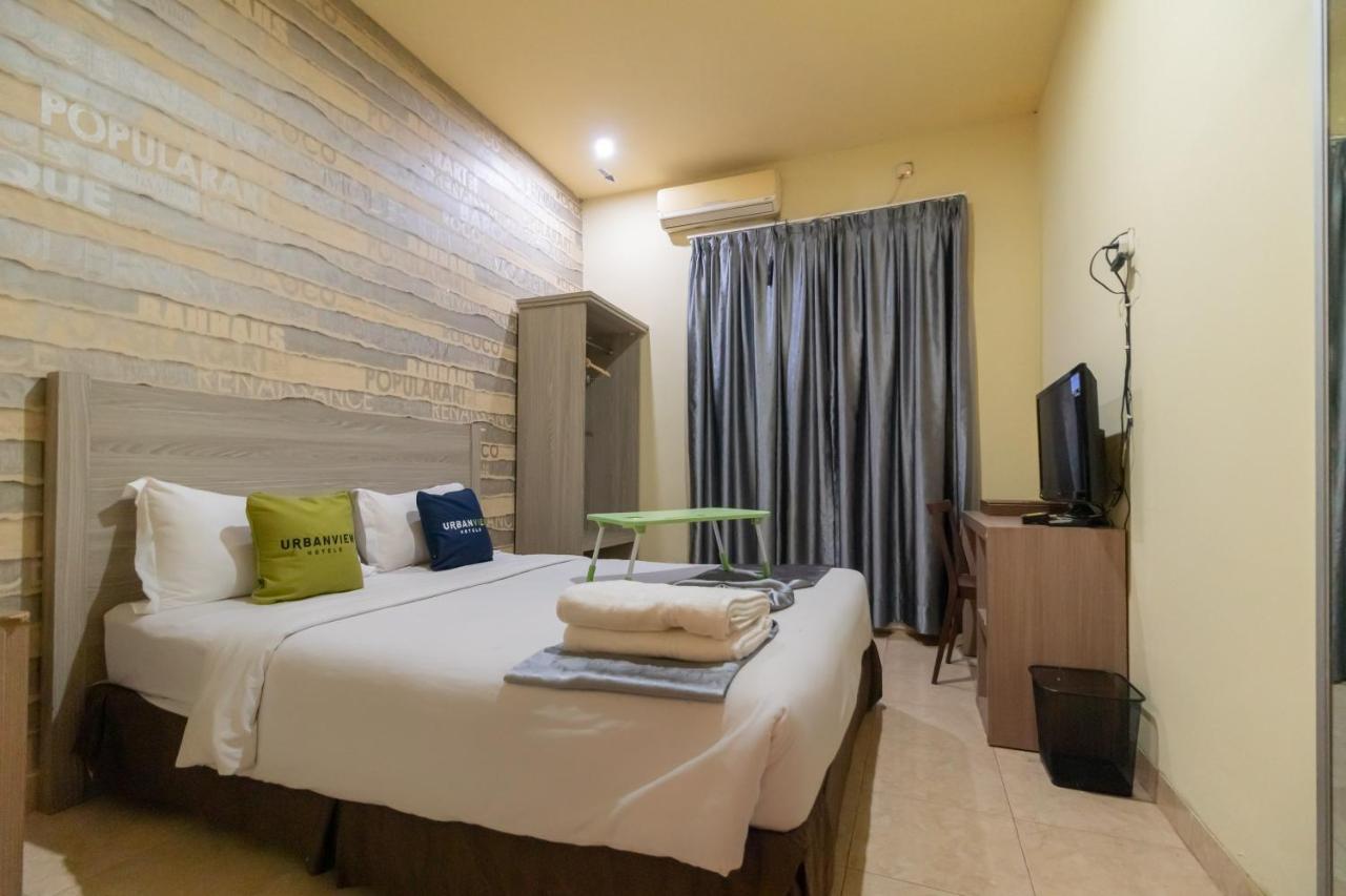 Urbanview Hotel Best Skip Palembang Eksteriør bilde